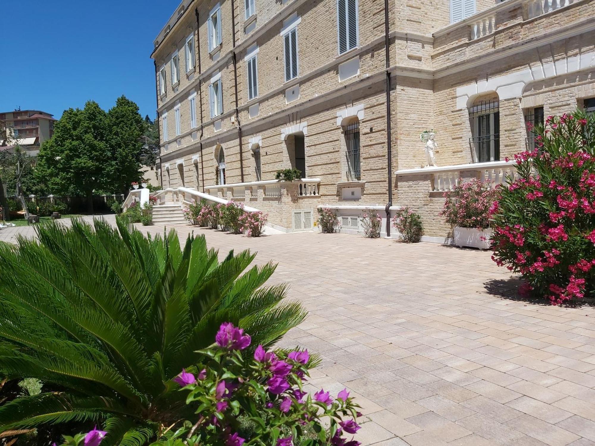Villa Contessina Cossignano Ngoại thất bức ảnh